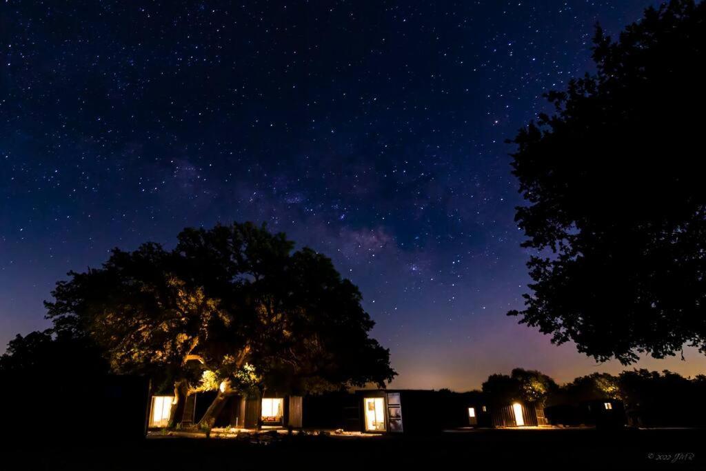 The Container Retreat @ 290 Wine Trail #9 Get Away Today! Hye Exterior photo