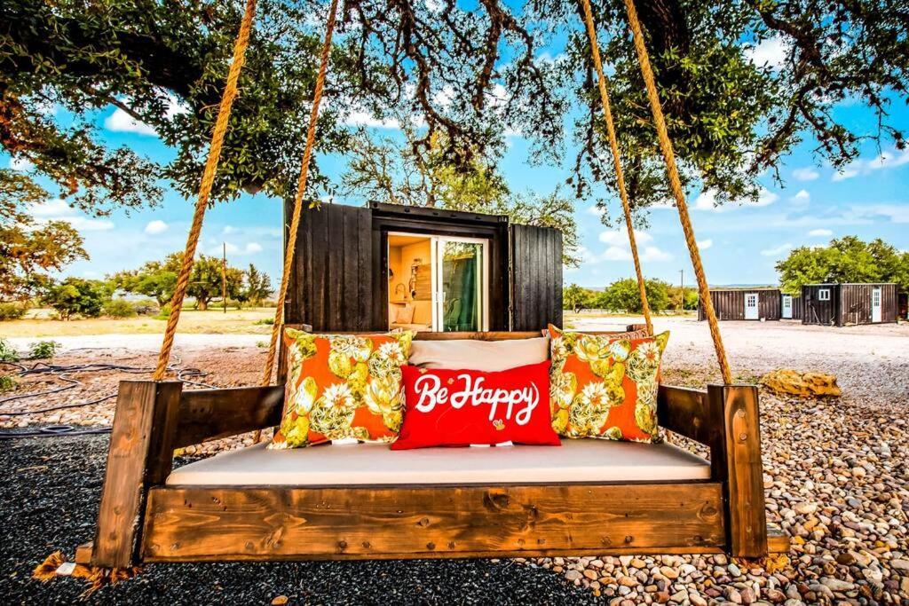 The Container Retreat @ 290 Wine Trail #9 Get Away Today! Hye Exterior photo